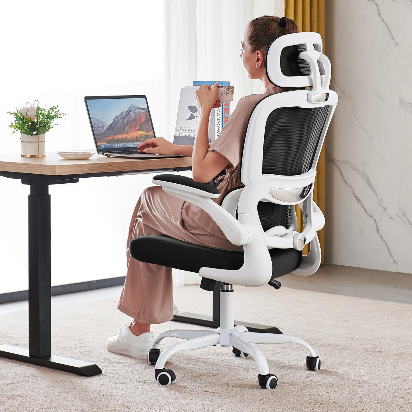 TRALT Office Chair Ergonomic Desk Chair, 330 LBS Home Mesh Office Desk Chairs with Wheels, Comfortable Gaming Chairs (White)