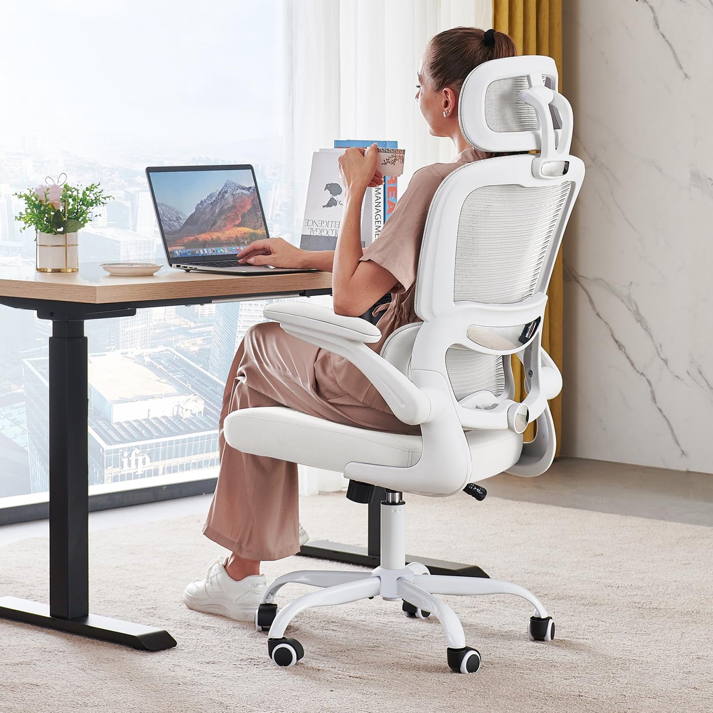 TRALT Office Chair Ergonomic Desk Chair, 330 LBS Home Mesh Office Desk Chairs with Wheels, Comfortable Gaming Chairs (White)